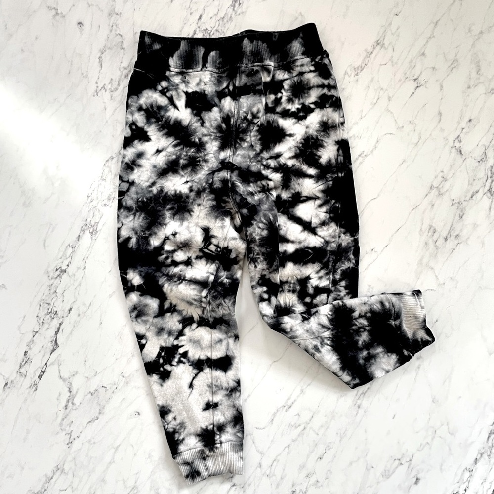 Kapital K boys size 3 black/white tie dye lightweight French terry jogger